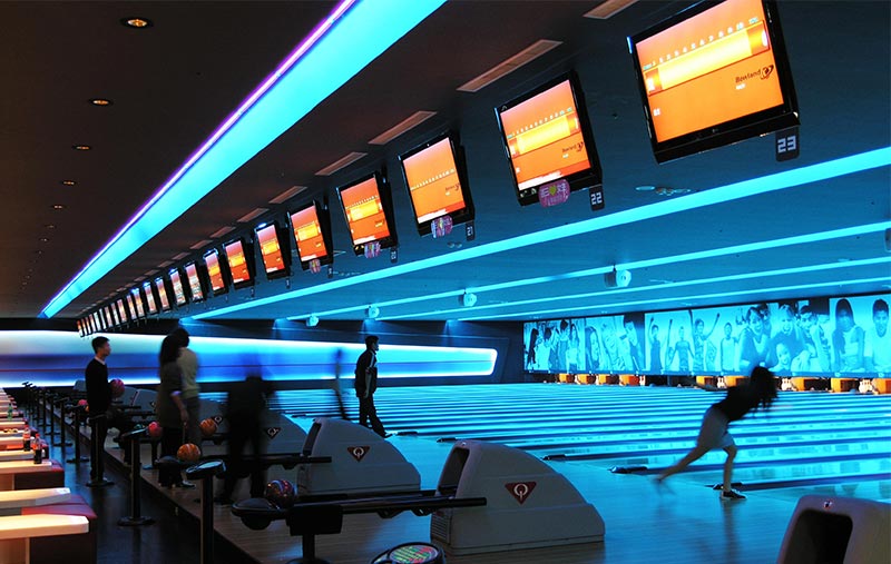 Bowling Center with GSX Bowling Machines